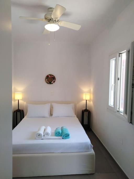 Вилла Kythnos - Loutra- House Экстерьер фото