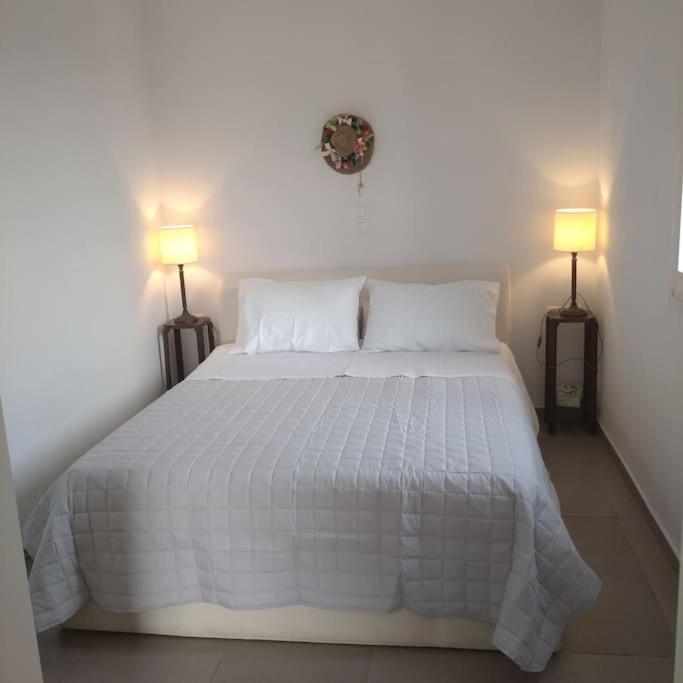 Вилла Kythnos - Loutra- House Экстерьер фото